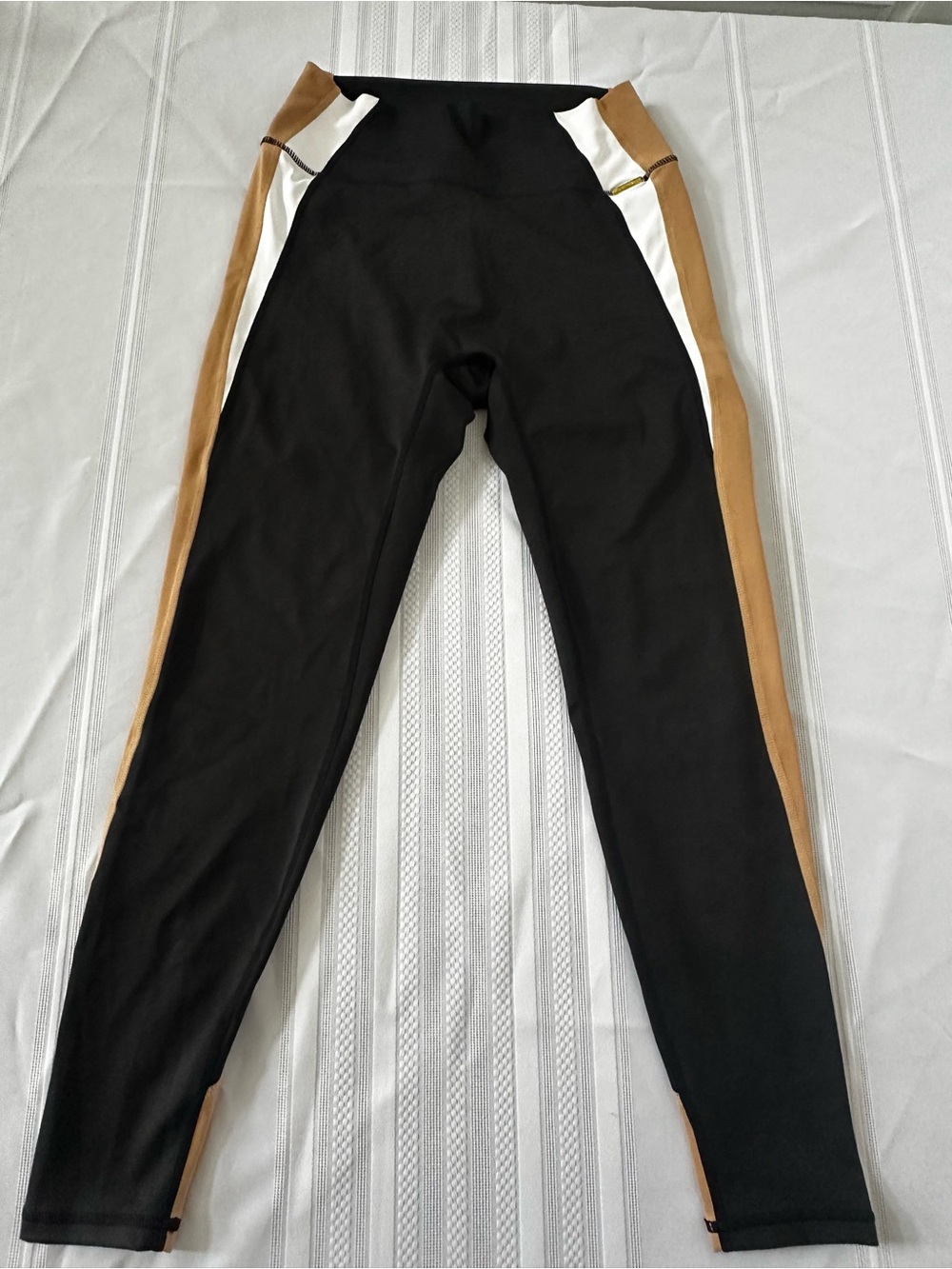 Cleo Harper x Kelsey Wells leggings